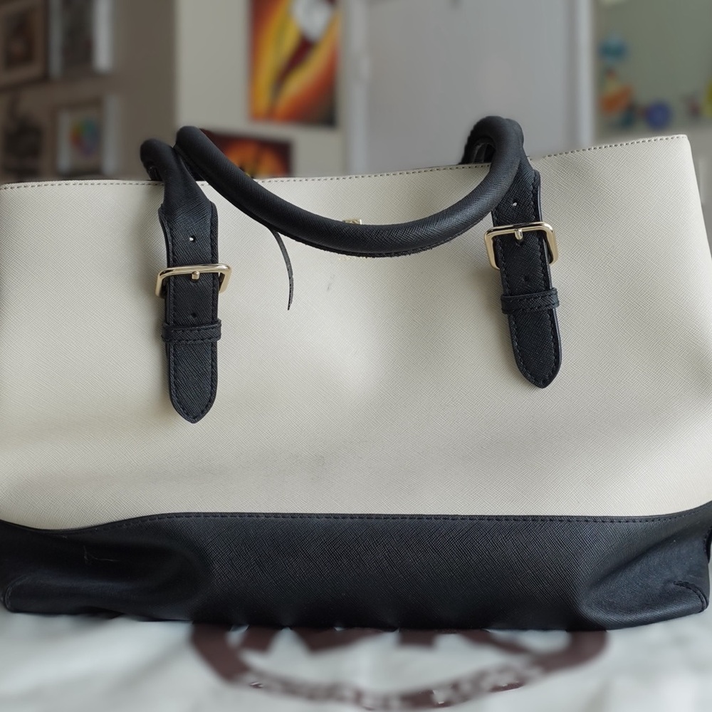 Elegant Black and Cream Women's Handbag